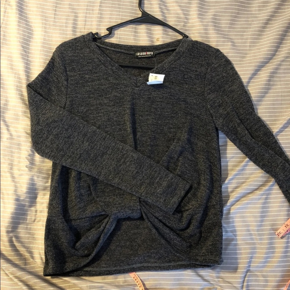 Long sleeve crop top